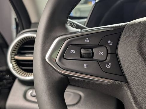 New 2026 Chevrolet Trax ACTIV w/ Sunroof Package FWD image 19