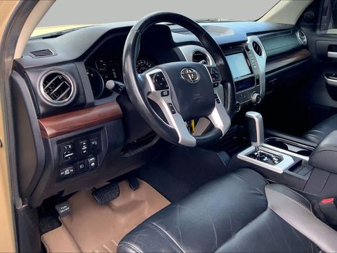 Used 2019 Toyota Tundra Limited w/ Limited Premium Package AWD/4WD image 18