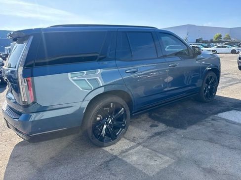 Used 2025 Cadillac Escalade Sport Platinum AWD/4WD image 5
