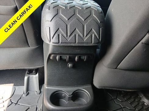 Used 2018 Jeep Wrangler Unlimited Sport S AWD/4WD image 13
