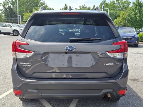 Certified 2023 Subaru Forester Premium AWD/4WD image 5