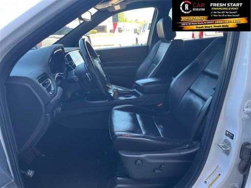 Used 2024 Dodge Durango GT RWD image 12