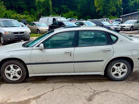 Used 2003 Chevrolet Impala LS w/ Preferred Equipment Group FWD image 7