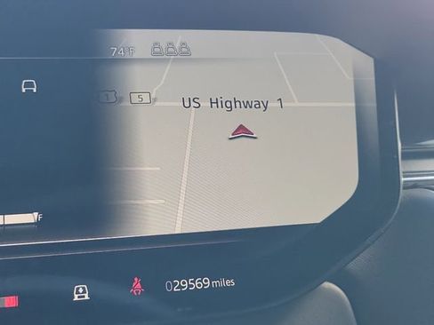 Used 2023 Land Rover Range Rover Sport SE Dynamic image 30