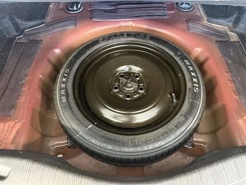 Used 2014 Ford Fusion SE w/ Equipment Group 202A image 17