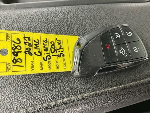 Used 2022 GMC Sierra 1500 Elevation image 30