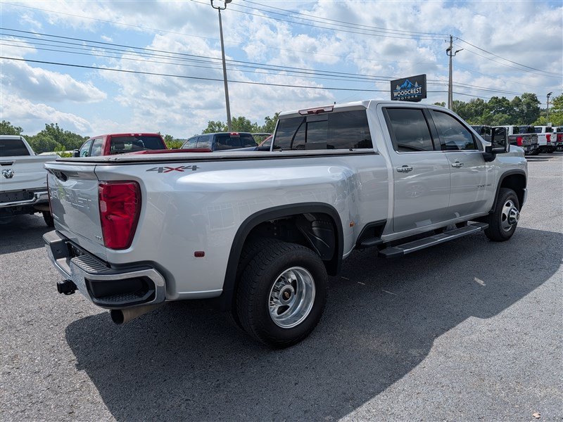 Used 2021 Chevrolet Silverado 3500 LTZ w/ LTZ Plus Package AWD/4WD image 7