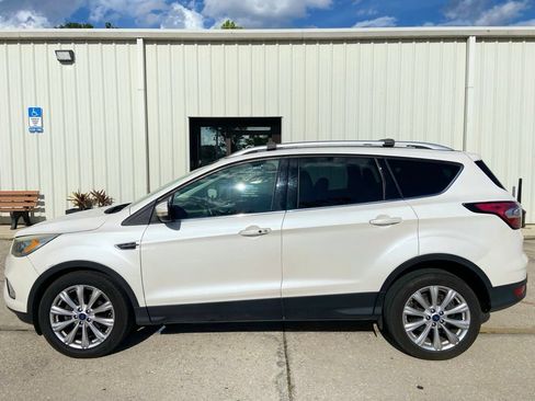 Used 2017 Ford Escape Titanium FWD image 2
