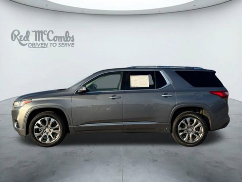Used 2020 Chevrolet Traverse Premier image 2