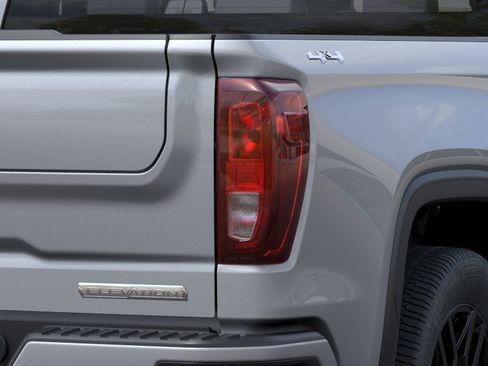 Used 2022 GMC Sierra 1500 Elevation w/ LPO, Elevation Black Package AWD/4WD image 11