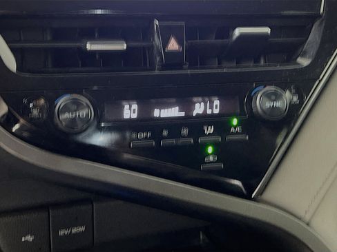 Used 2022 Toyota Camry LE image 26