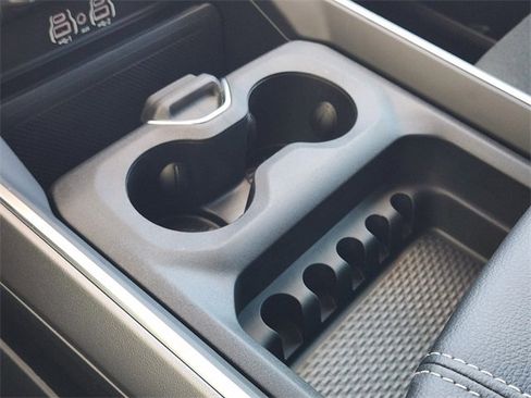 New 2026 RAM 1500 2WD Crew Cab image 15