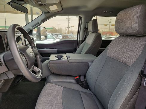 Used 2024 Ford F250 XLT image 7