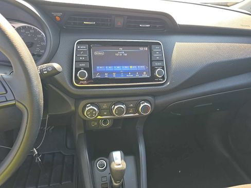 Used 2025 Nissan Kicks Play S FWD image 16