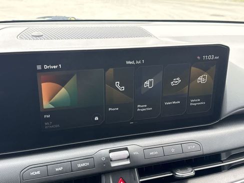 Certified 2025 Kia K4 FWD image 18