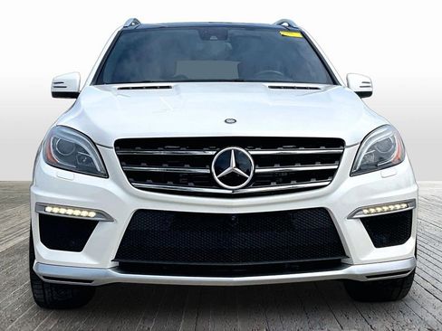 Used 2014 Mercedes-Benz ML 63 AMG 4MATIC image 2