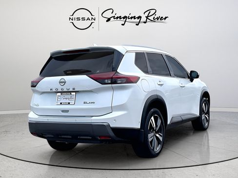 Certified 2024 Nissan Rogue SL AWD/4WD image 6
