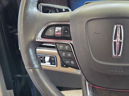Used 2022 Lincoln Navigator Reserve AWD/4WD image 15