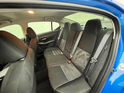 Used 2024 Nissan Sentra SR FWD image 39