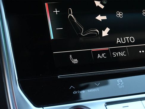 Used 2023 Audi S7 Prestige image 13