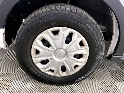 Used 2024 Ford Transit 350 XLT RWD image 7