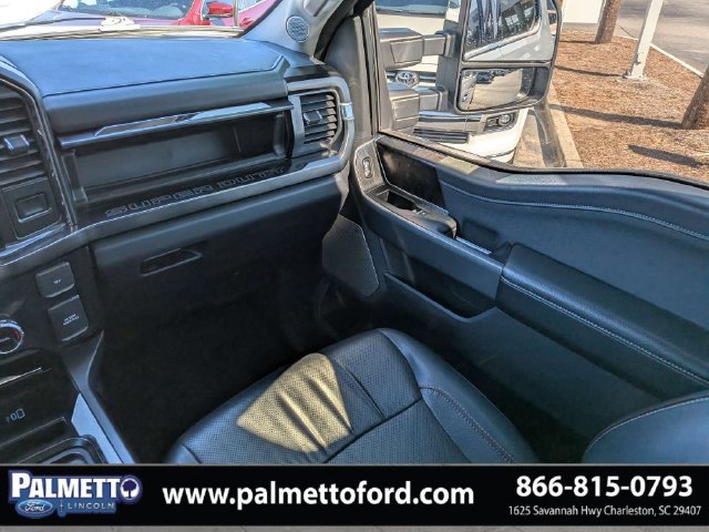 Used 2023 Ford F250 Lariat w/ Lariat Ultimate Package AWD/4WD image 16