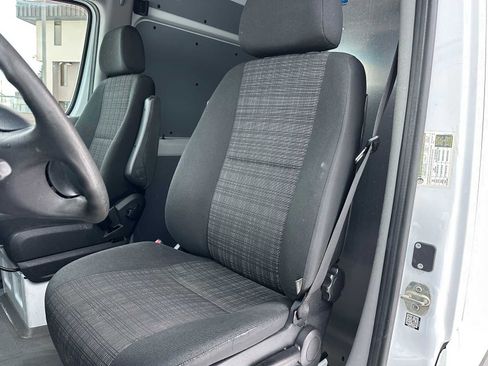 Used 2016 Freightliner Sprinter 2500 image 22