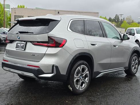 Used 2025 BMW X1 xDrive28i w/ Convenience Package image 3