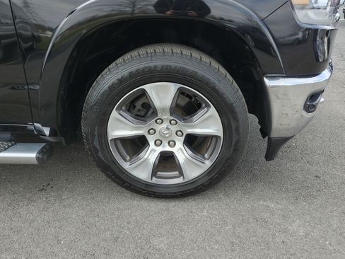 Used 2019 RAM 1500 Laramie image 12