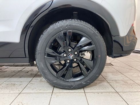 Used 2024 Buick Encore GX Sport Touring image 26