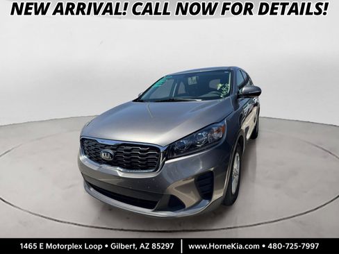 Used 2019 Kia Sorento LX image 1