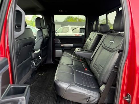 Used 2025 Ford F150 Platinum w/ FX4 Off-Road Package AWD/4WD image 17