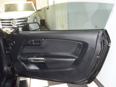 Used 2016 Ford Mustang Coupe RWD image 20