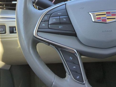 Used 2019 Cadillac XT5 Luxury image 25