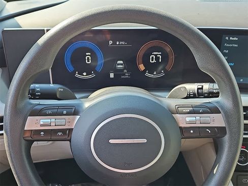 Used 2025 Hyundai Tucson SEL image 18