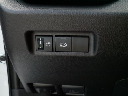 Certified 2025 Toyota RAV4 XLE AWD/4WD image 27