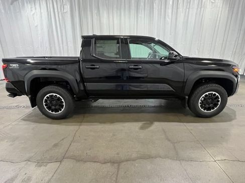 New 2026 Toyota Tacoma TRD Off-Road AWD/4WD image 2
