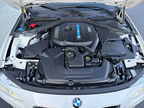 Used 2018 BMW 330e 330e iPerformance image 27