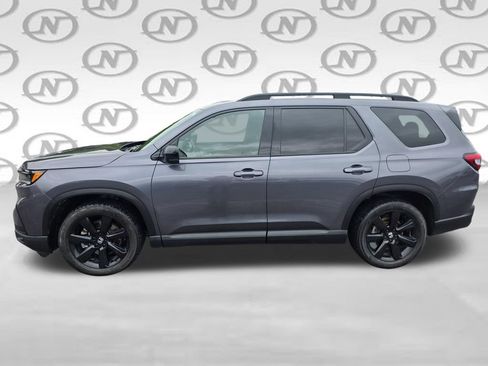 Used 2025 Honda Pilot Black Edition image 6