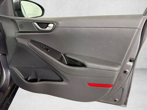 Used 2019 Hyundai Ioniq Limited FWD image 15