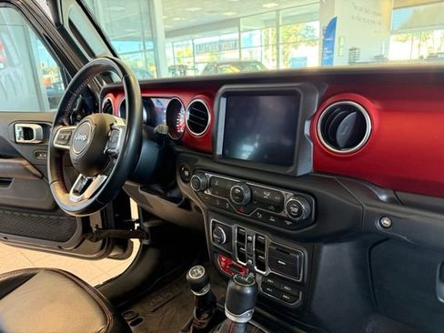 Used 2020 Jeep Gladiator Rubicon AWD/4WD image 29