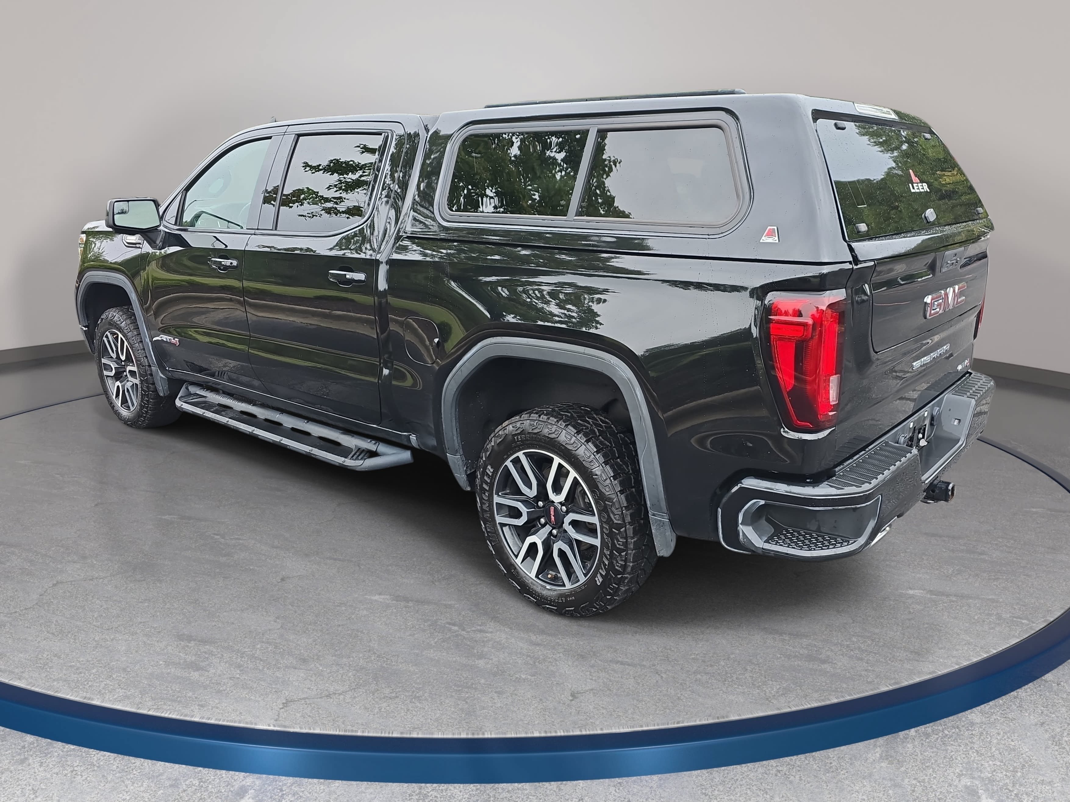 Used 2021 GMC Sierra 1500 AT4 AWD/4WD image 7