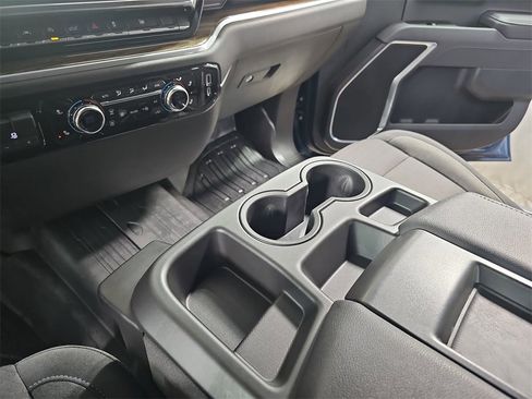 Used 2025 GMC Sierra 1500 Elevation image 28