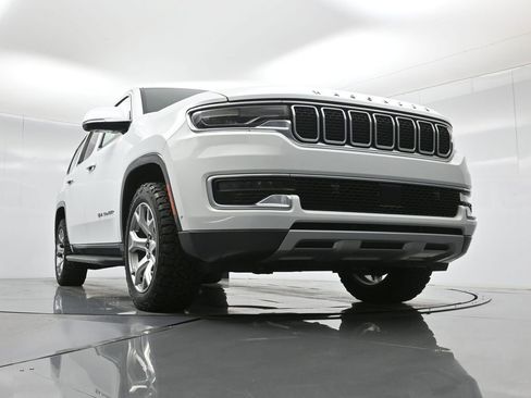 Used 2022 Jeep Wagoneer Series II image 47