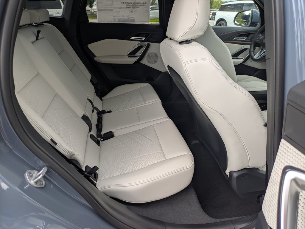 New 2027 BMW X1 xDrive28i AWD/4WD image 24