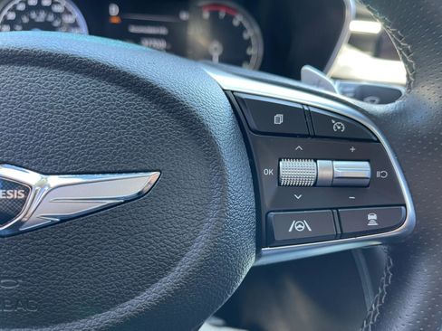 Used 2022 Genesis G70 2.0T w/ Prestige Package RWD image 28