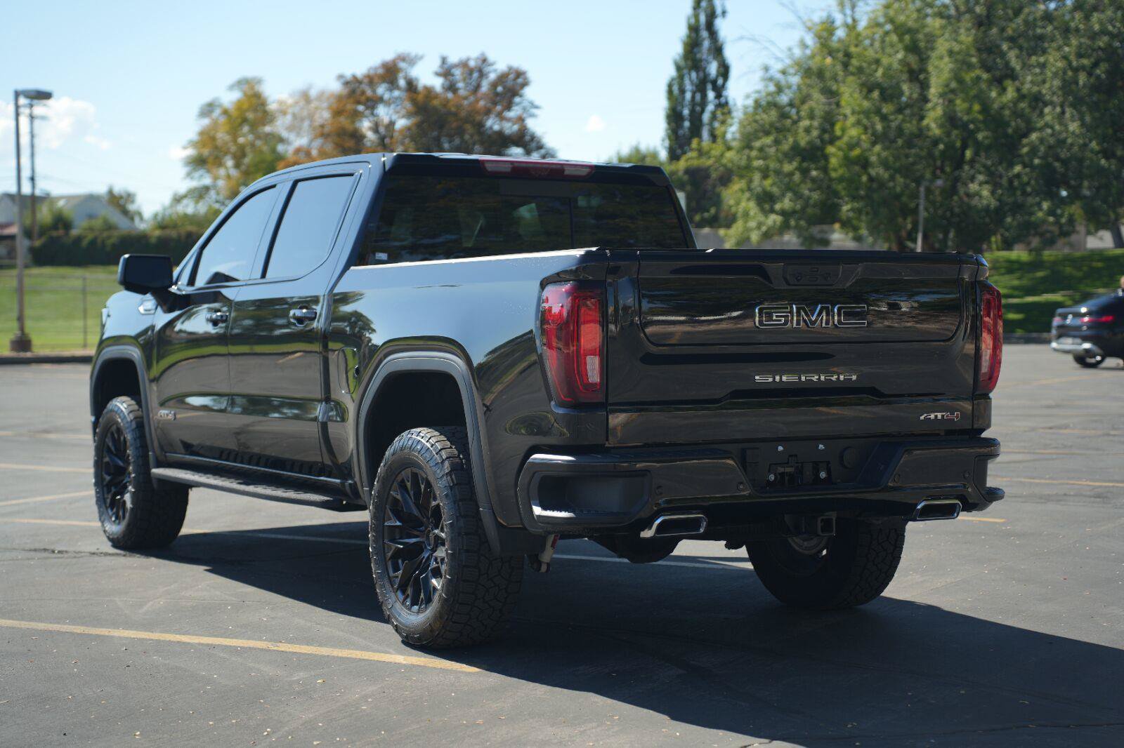 Used 2026 GMC Sierra 1500 AT4 w/ AT4 Premium Package AWD/4WD image 3