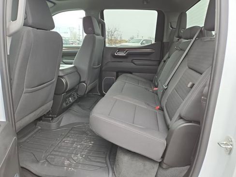 Used 2023 GMC Sierra 1500 Elevation image 32
