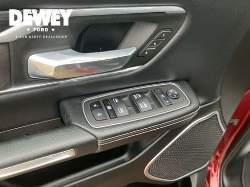 Used 2023 RAM 1500 Laramie AWD/4WD image 10