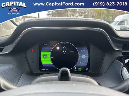 Used 2023 Chevrolet Bolt EUV Premier w/ Sun & Sound Package image 25